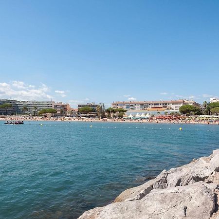 T2 With Balcony Close To The Sea Sainte-Maxime Luaran gambar