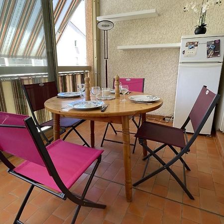 T2 With Balcony Close To The Sea Sainte-Maxime Luaran gambar